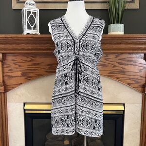 White‎ House Black Market Empire Bohemian Print Sleeveless Top Size: 4